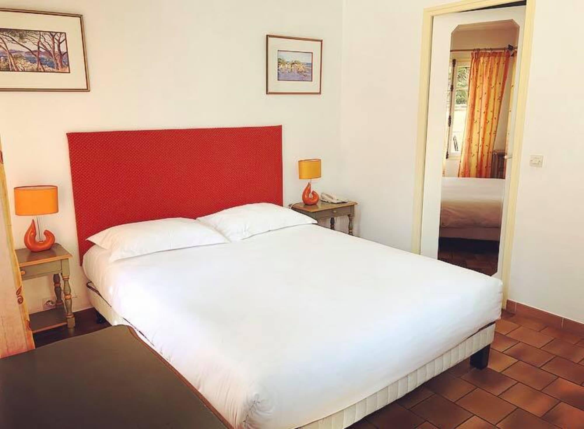 Hotel Jas Neuf Sainte-Maxime Esterno foto