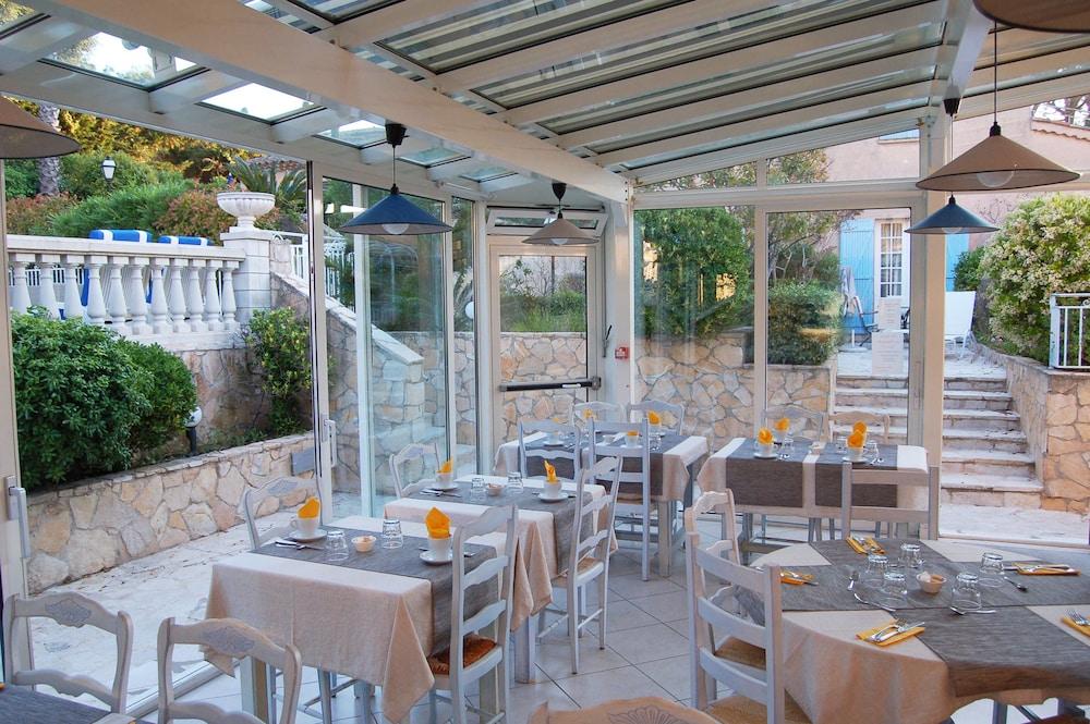 Hotel Jas Neuf Sainte-Maxime Esterno foto